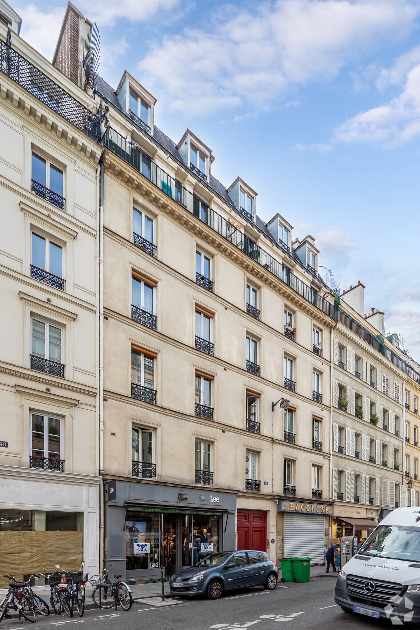 38 Rue Du Temple, Paris for lease Primary Photo- Image 1 of 12