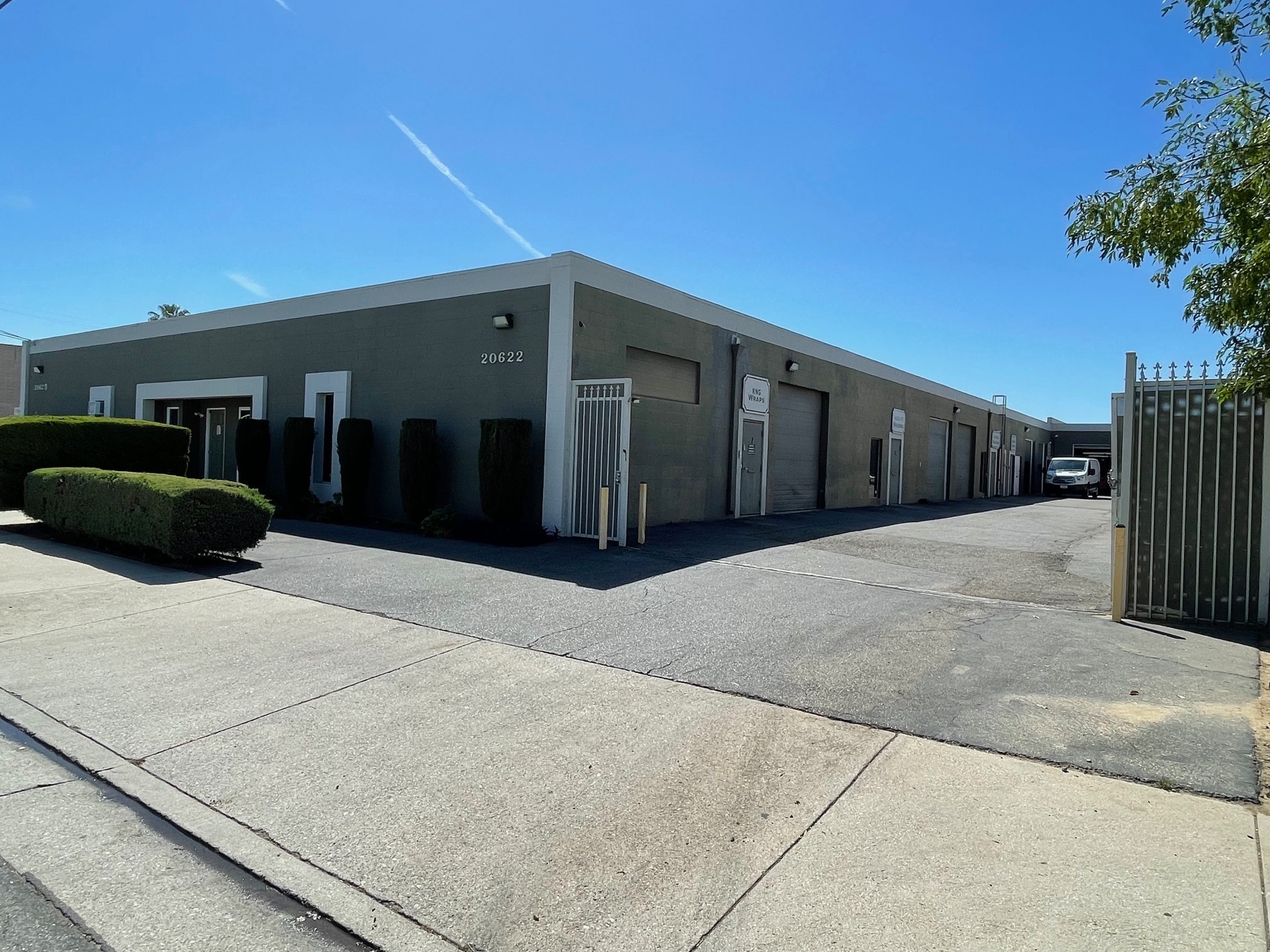 20620-20622 Superior St, Chatsworth, CA for lease Interior Photo- Image 1 of 14