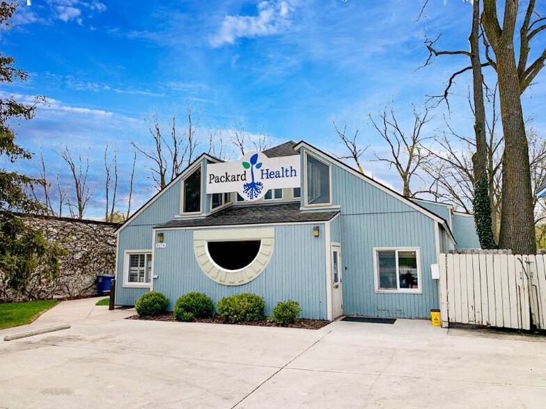 3174 Packard St, Ann Arbor, MI for lease - Building Photo - Image 1 of 1
