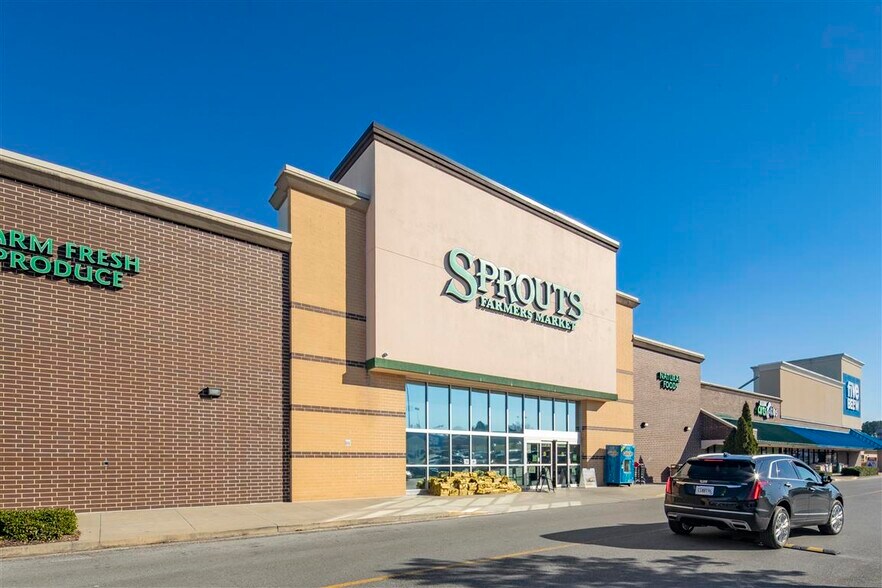 5291 Hwy 280 S, Birmingham, AL à louer - Photo du bâtiment - Image 1 de 21