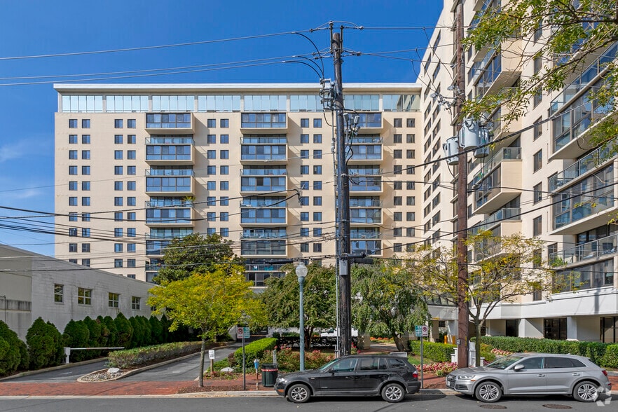 4853 Cordell Ave, Bethesda, MD for lease - Building Photo - Image 1 of 5