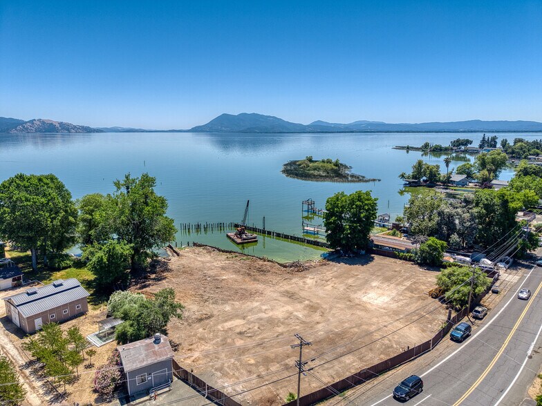 4270 Lakeshore Blvd, Lakeport, CA à vendre - Photo du bâtiment - Image 3 de 11