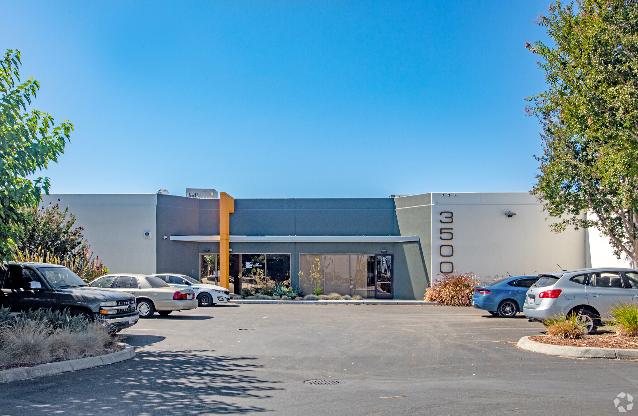 3500 Thomas Rd, Santa Clara, CA for lease Building Photo- Image 1 of 7