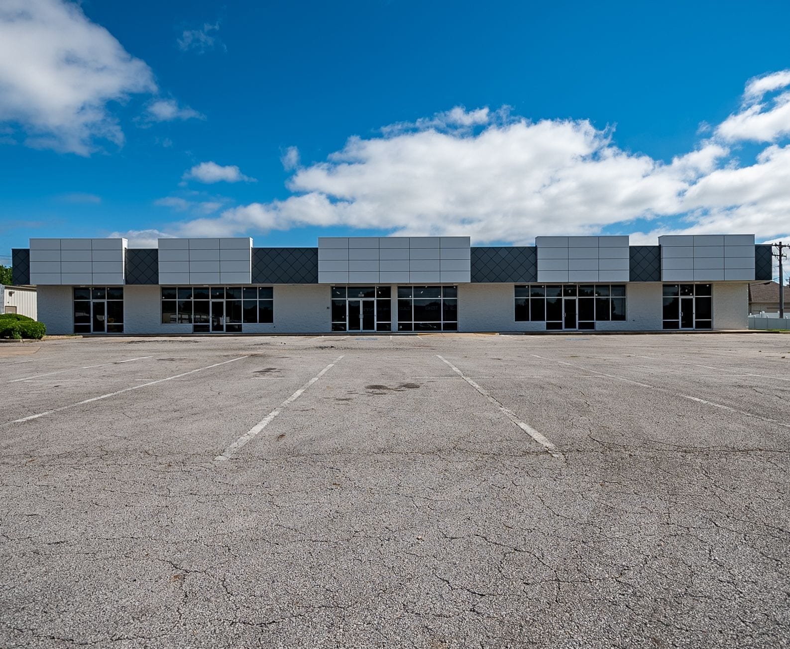 6801 Phoenix Ave, Fort Smith, AR for lease Primary Photo- Image 1 of 6