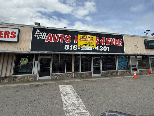 Plus de détails pour 11723 Saticoy St, North Hollywood, CA - Commerce de détail à louer
