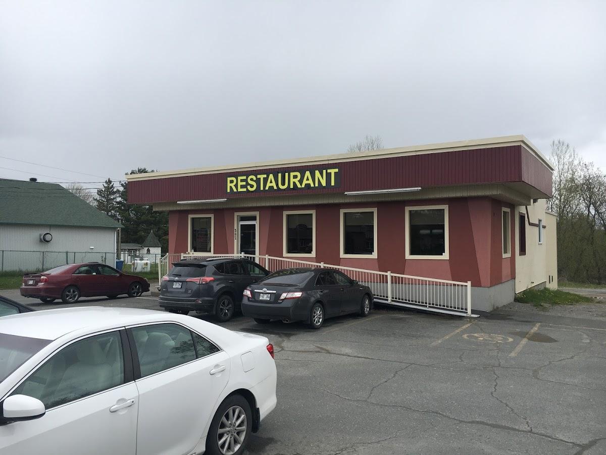 382 Rue Craig, Richmond, QC à vendre Photo principale- Image 1 de 2