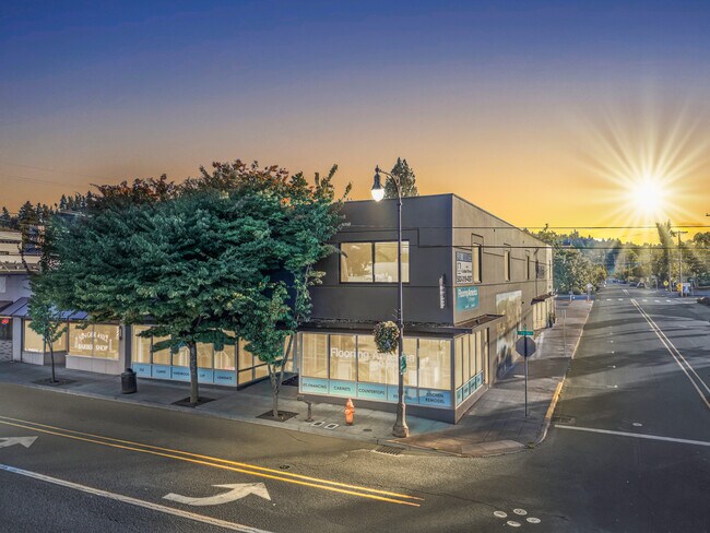 More details for 502 7th St, Oregon City, OR - Retail for Sale