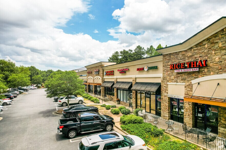 8075 Mall Pky, Lithonia, GA à louer - Photo du bâtiment - Image 2 de 4