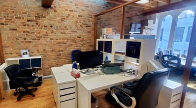 430 Rue Sainte-Hélène, Montréal, QC à louer Photo intérieure- Image 2 de 4