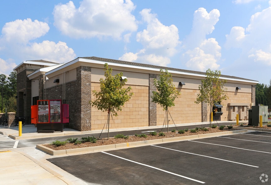 11270 Medlock Bridge Rd, Johns Creek, GA à louer - Photo du bâtiment - Image 3 de 5