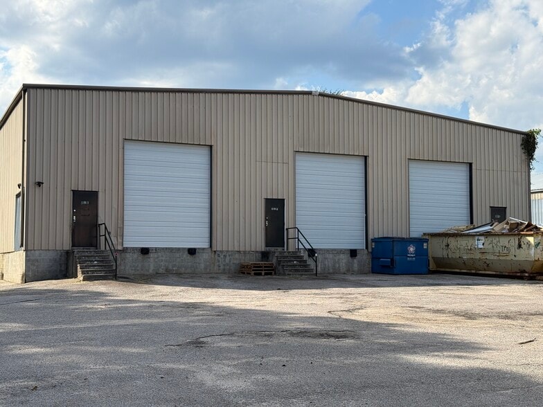 301 Miami St, West Columbia, SC for lease - Building Photo - Image 2 of 2