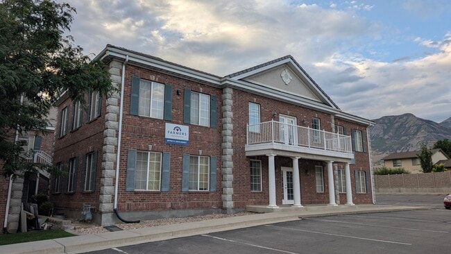 Plus de détails pour 461 E 1000 S, Pleasant Grove, UT - Bureau à vendre
