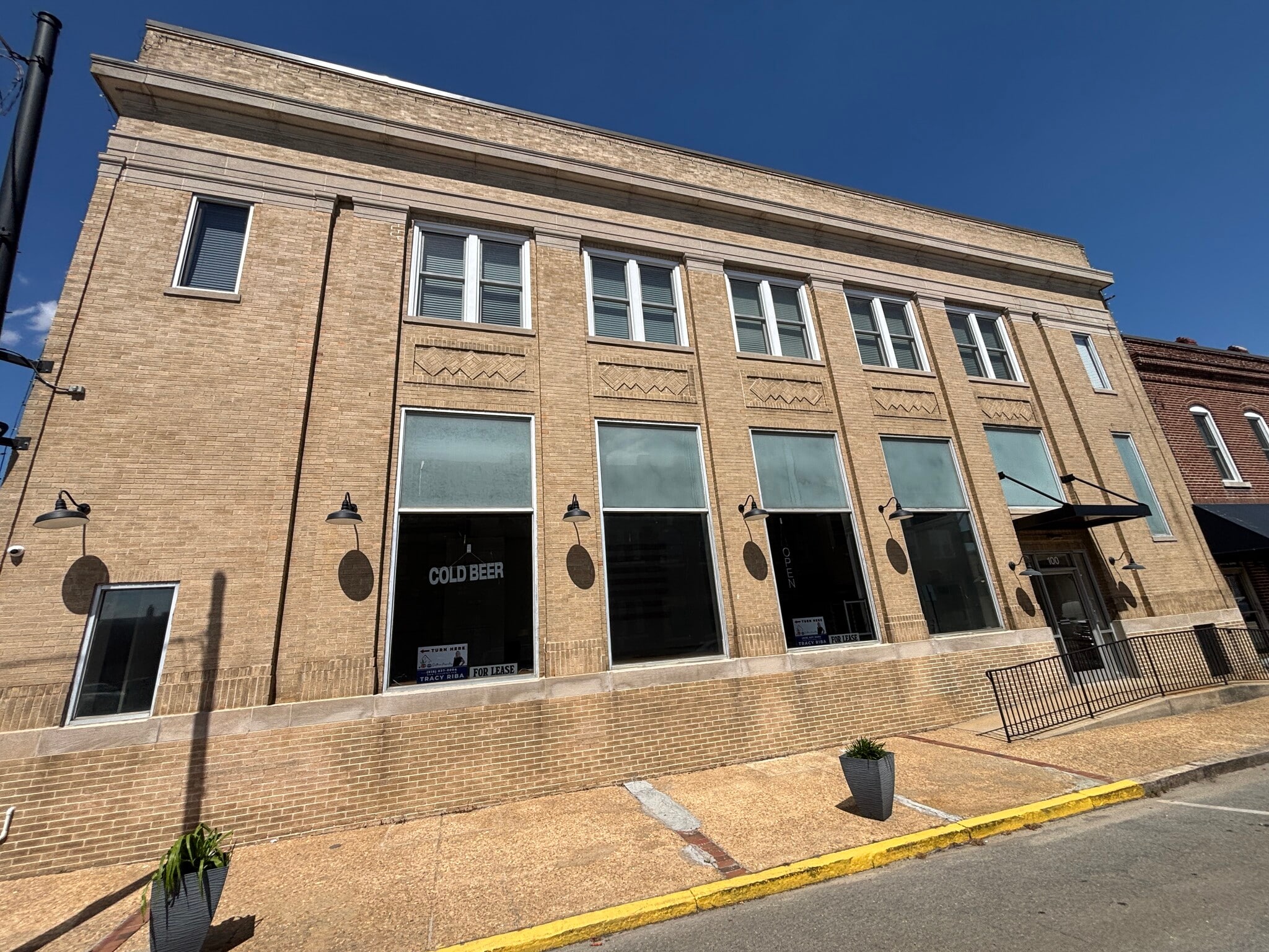 100 N Raiford St, Selma, NC for lease Building Photo- Image 1 of 12