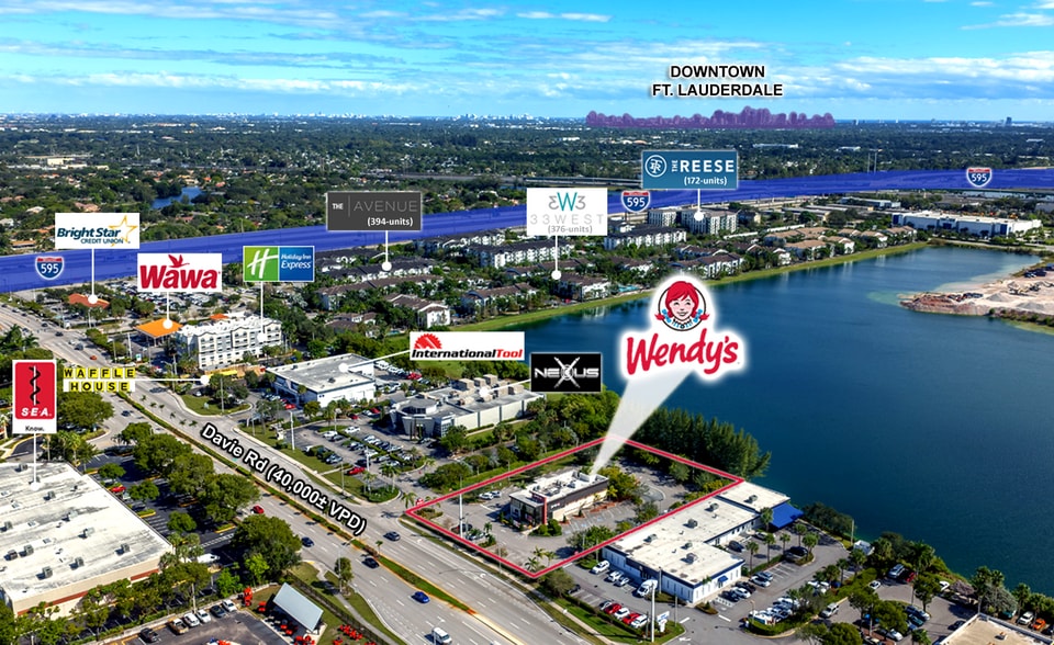 2660 Davie Rd, Davie, FL à vendre - Photo du bâtiment - Image 3 de 9