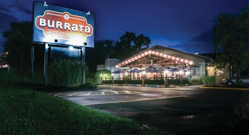 850 W Main St, Branford, CT à louer Photo du bâtiment- Image 1 de 3