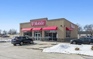 Plus de détails pour 567 12th St, Carlyle, IL - Commerce de détail à vendre
