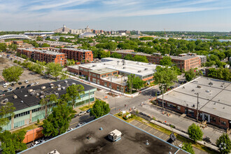 2260 Av Aird, Montréal, QC - AÉRIEN  Vue de la carte - Image1