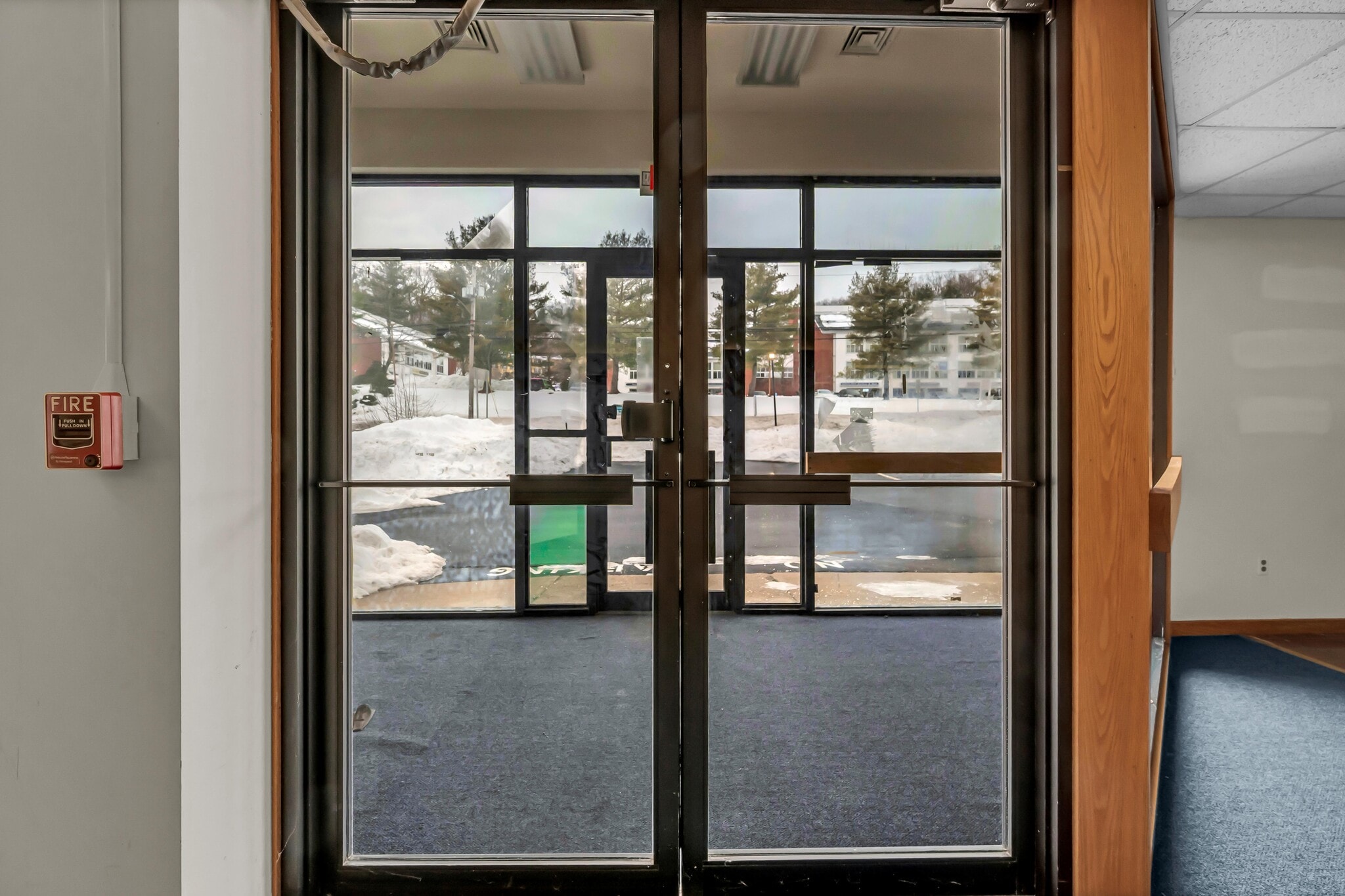 243-247 Federal Rd, Brookfield, CT à louer Photo intérieure- Image 1 de 27