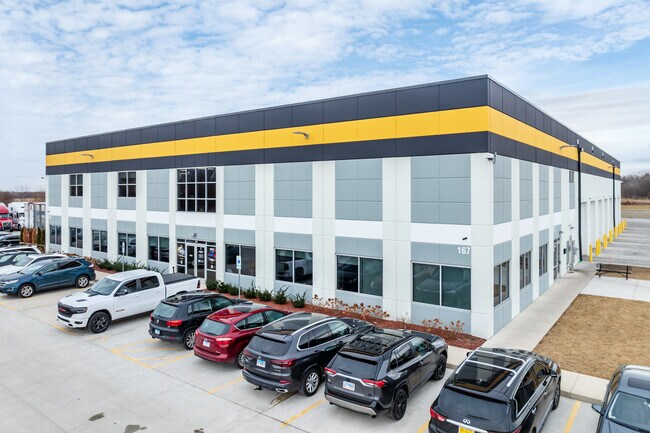 Plus de détails pour 167 Flannigan Rd, Hampshire, IL - Industriel à louer