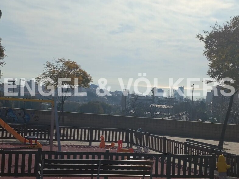 Multifamily in Badalona, Barcelona for sale - Building Photo - Image 3 of 4