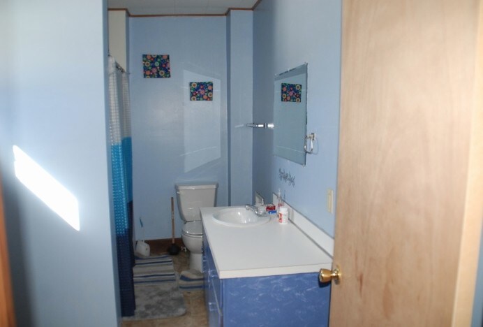 210 S Main St, Fayette, IA à vendre - Photo intérieure - Image 2 de 5