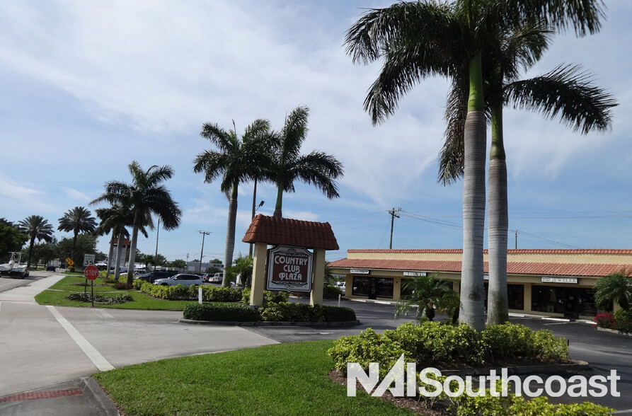 3800 SE Dixie Hwy, Stuart, FL for lease - Building Photo - Image 2 of 11