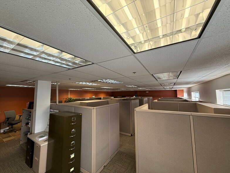 1301 W Omaha St, Rapid City, SD à louer - Photo du bâtiment - Image 2 de 40