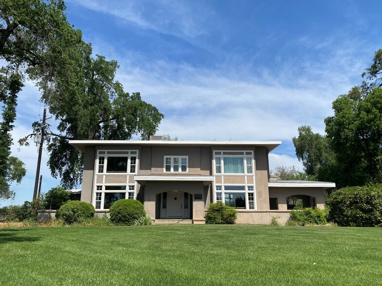 18896 Grangeville Blvd, Lemoore, CA for sale - Building Photo - Image 1 of 50