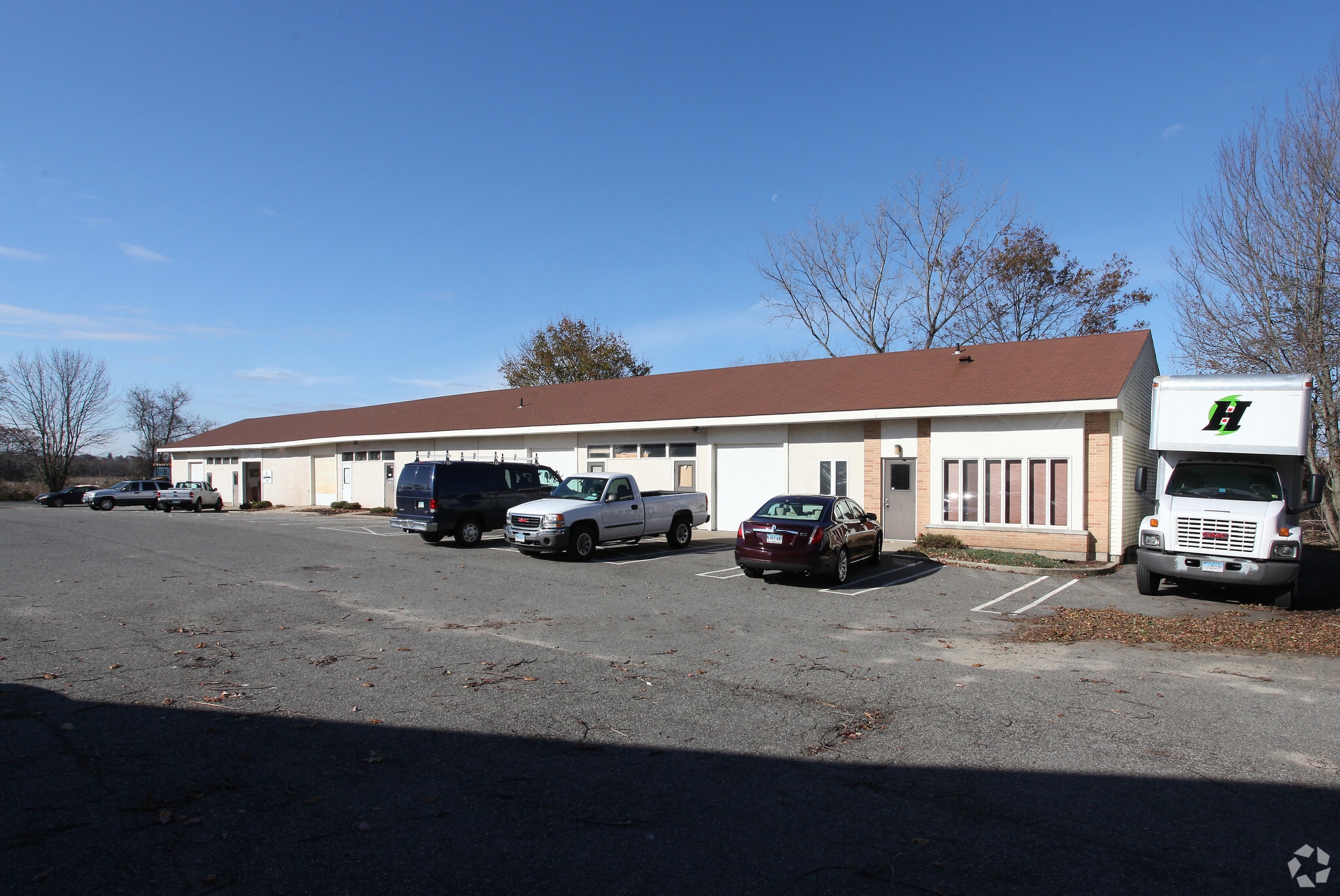164 Old Gate Ln, Milford, CT for lease Primary Photo- Image 1 of 3