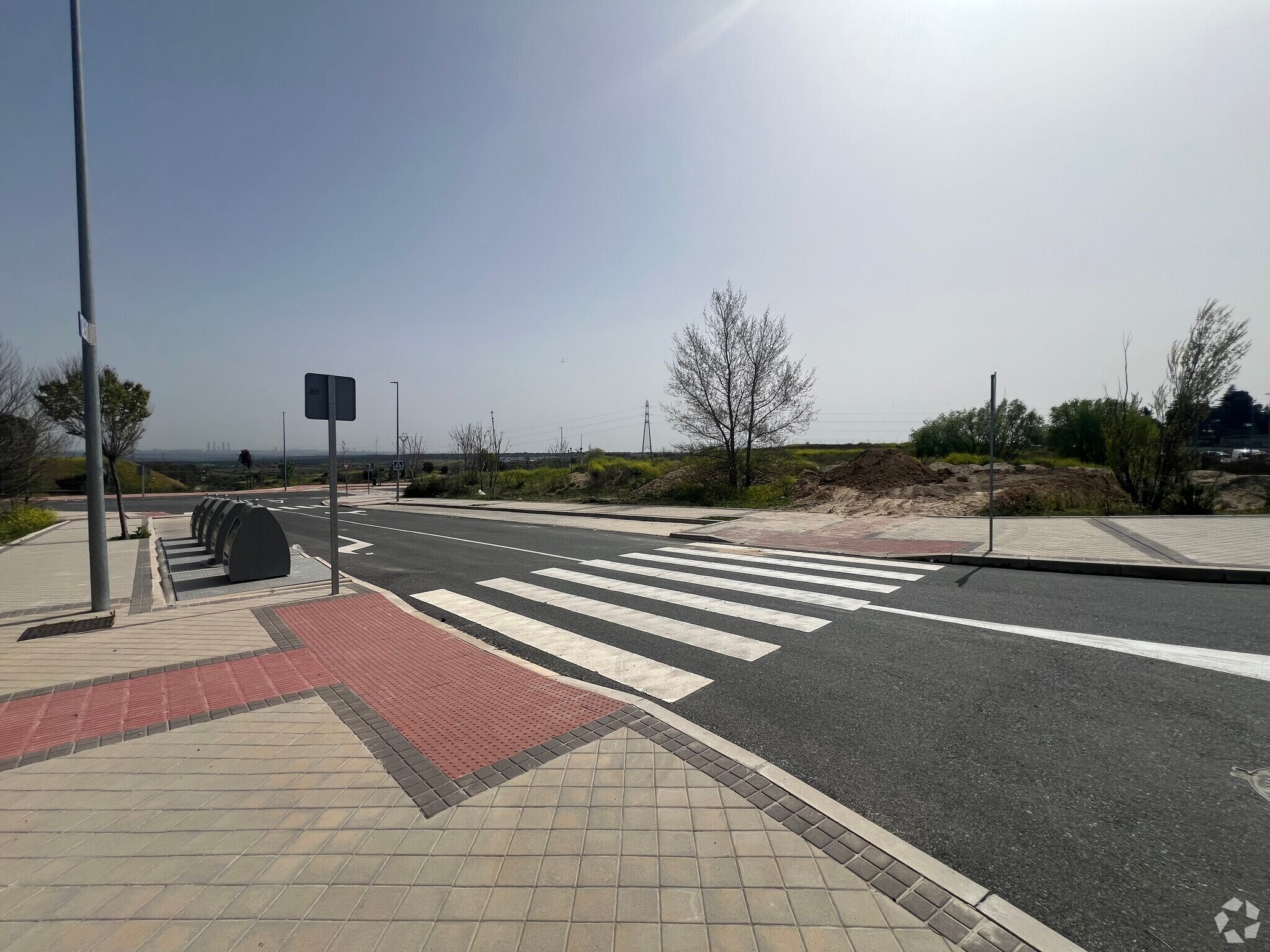 Terrain dans Las Rozas de Madrid, Madrid à vendre Photo principale- Image 1 de 2