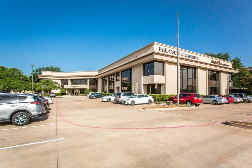 17400 N Dallas Pky, Dallas, TX à louer - Photo du bâtiment - Image 1 de 18