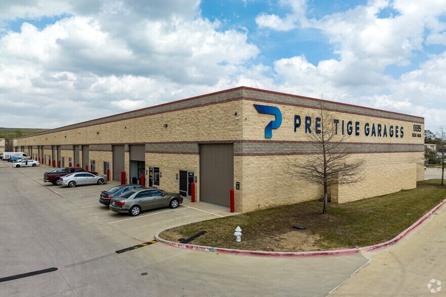 985 E State Hwy 121, Lewisville, TX à louer - Photo du bâtiment - Image 2 de 9