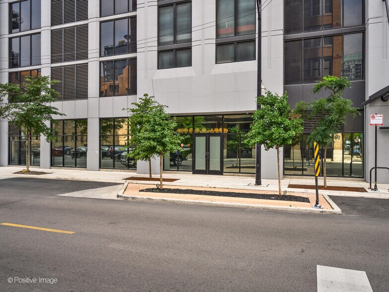 435 W Erie St, Chicago, IL à vendre - Photo du bâtiment - Image 1 de 43