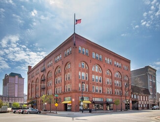 More details for 205 W Highland Ave, Milwaukee, WI - Office for Lease
