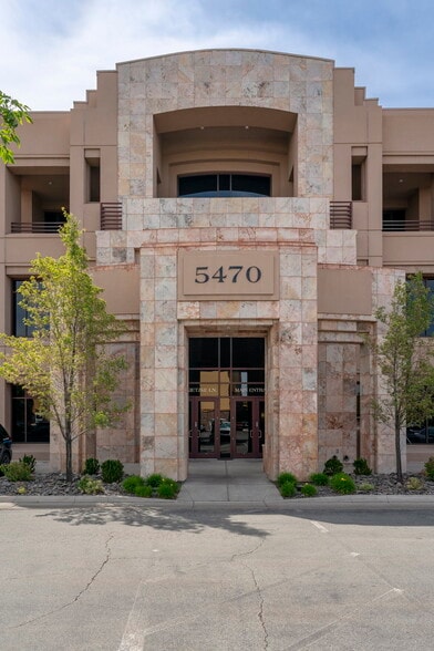 5470 kietzke Ln, Reno, NV for lease - Building Photo - Image 2 of 12