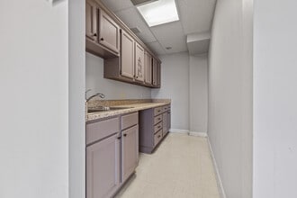 275 Walnut Bend Rd, Cordova, TN for lease Interior Photo- Image 2 of 4