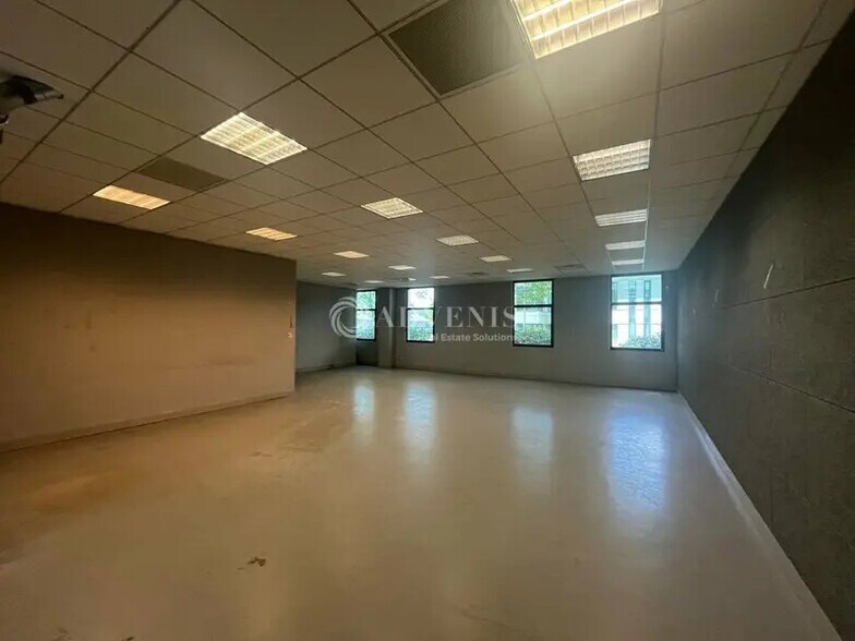 Flex dans Créteil à louer - Photo intérieure - Image 2 de 10