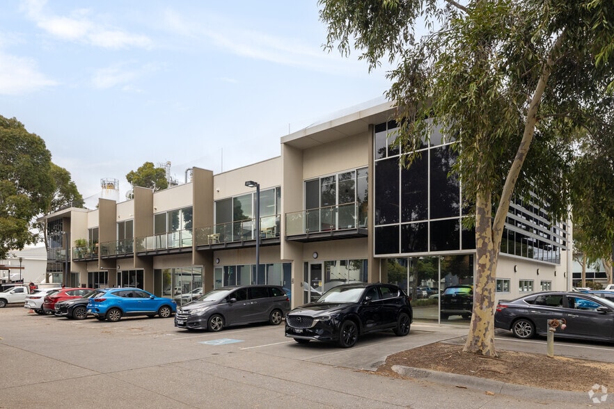 15 Hall Street, Port Melbourne for sale - Building Photo - Image 2 of 5
