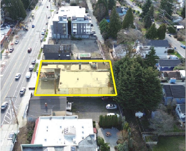 9739 Greenwood Ave N, Seattle, WA for sale - Building Photo - Image 3 of 6