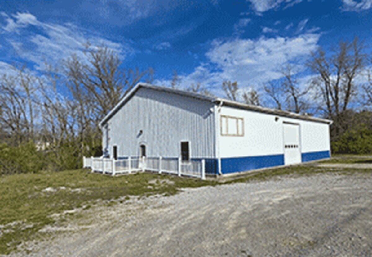 865 W Shelby St, Junction City, KY for sale Primary Photo- Image 1 of 2