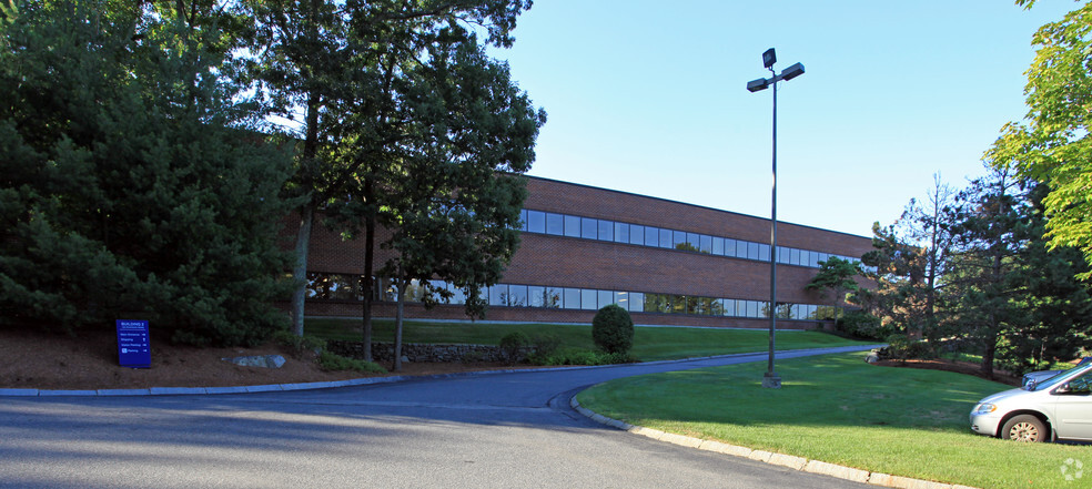 155 Swanson Rd, Boxborough, MA à louer - Photo du bâtiment - Image 2 de 3