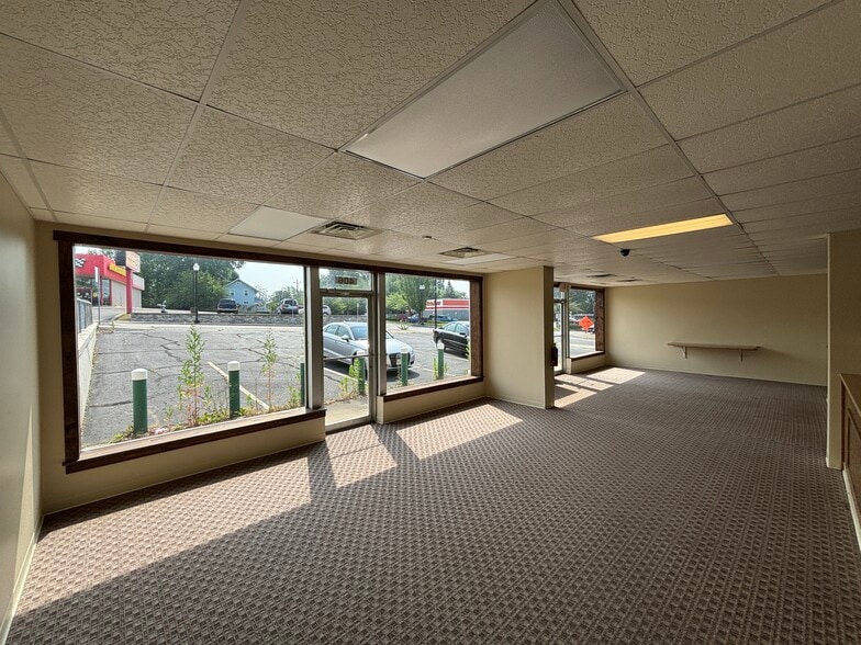 406 Beall Ave, Wooster, OH à louer - Photo intérieure - Image 3 de 8