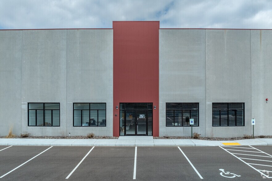 5821 Eagle Point Rd, Menomonie, WI for lease - Building Photo - Image 2 of 5