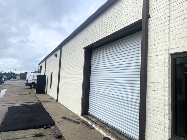 Plus de détails pour 12450 Highway 3, Webster, TX - Industriel à louer