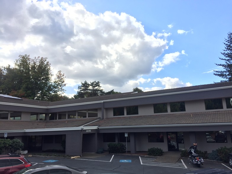 19365 SW 65th Ave, Tualatin, OR for lease - Building Photo - Image 3 of 5