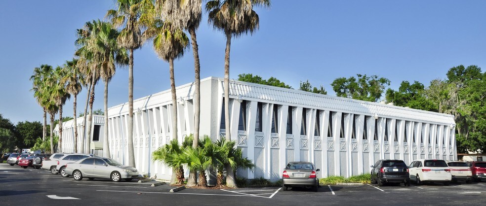 1200 N Central Ave, Kissimmee, FL à louer - Photo du bâtiment - Image 2 de 40