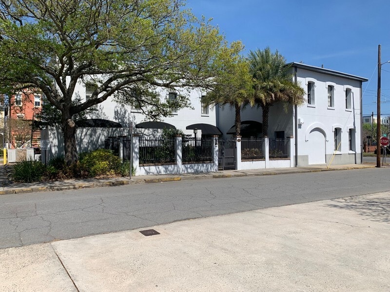 570 E York St, Savannah, GA à vendre Photo du bâtiment- Image 1 de 11