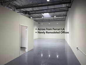 7020 Hayvenhurst Ave, Van Nuys, CA for lease Interior Photo- Image 1 of 2