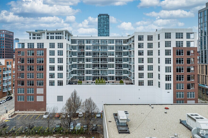 917 W Madison St, Chicago, IL à louer - Photo du bâtiment - Image 2 de 4