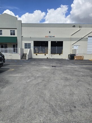 More details for 4696 NW 74th Ave, Miami, FL - Industrial for Lease